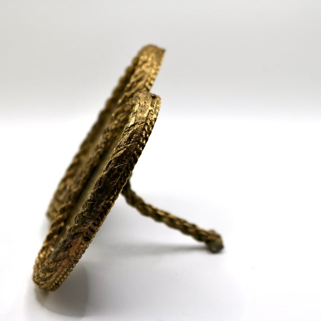Vintage Mid-Century Hollywood Regency Heavy Gilt Double Oval Rope Frame For Sale In Cincinnati - Image 6 of 9