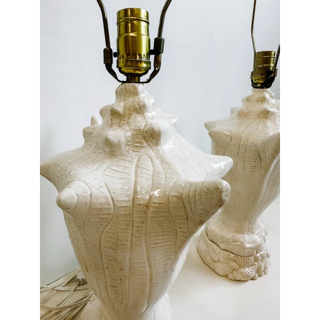 Nautical Vintage Pair of White Ceramic Coastal Conch Shell Lamps For Sale - Image 3 of 12