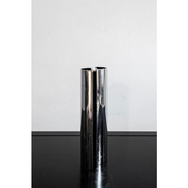 Two-pot in chromed plastic. Convex model Designer E. Radaelli Producer Lamperti Robbiate 70s This piece has an attribution...