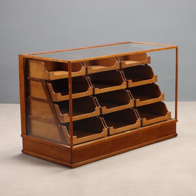 English Display Cabinet, 1940s For Sale - Image 10 of 10