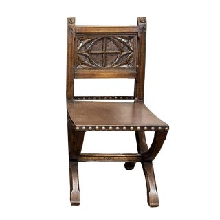 Chairs and Armchairs in Oak and Leather with Gothic Decoration, 1930s, Set of 8 For Sale