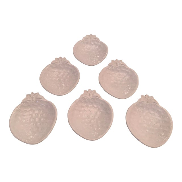 Vintage Majolica Strawberry Dessert or Berry Bowls Set of 6 For Sale