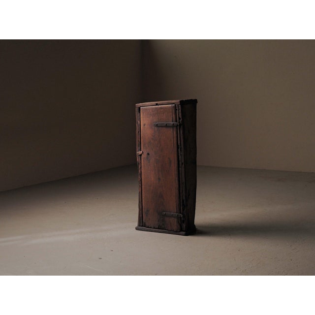 Rustic 19th Century Primitive Tree Trunk Cabinet in Chestnut, France For Sale - Image 3 of 18