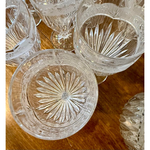 Glass Oneida “Southern Garden” Set of Pitcher and Eight Glasses - 9pcs For Sale - Image 7 of 12
