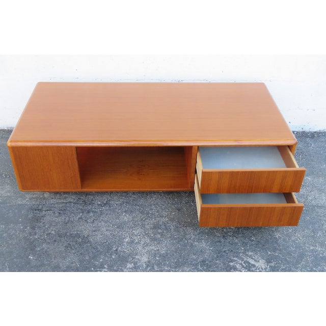 Sannemman Danish Modern Teak Bookshelf Coffee Table 5775 For Sale - Image 9 of 12