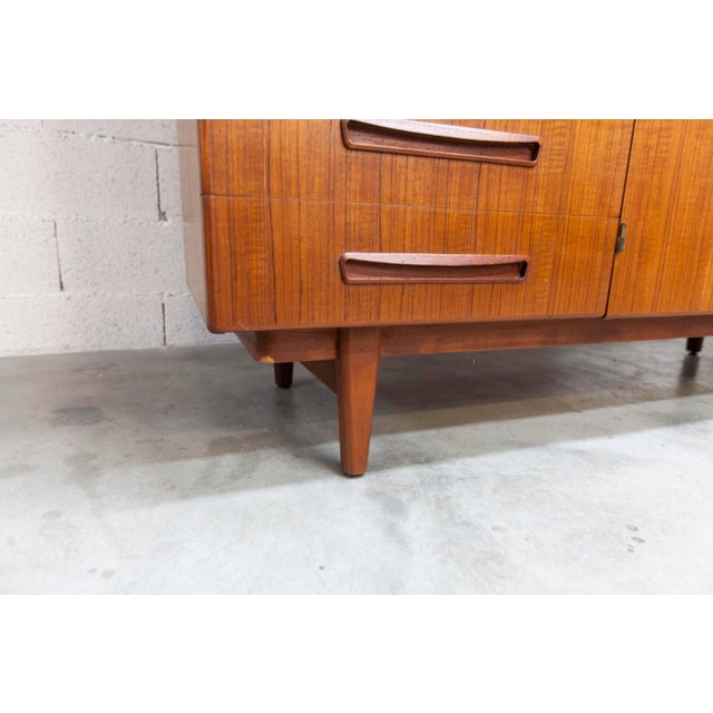 Scandinavian Teak Wardrobe by Eric Grinwis Holland, 1960s For Sale - Image 16 of 18