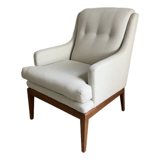 Vintage Mid Century Modern Walnut Lounge Chair Designed by Jens Risom For Sale