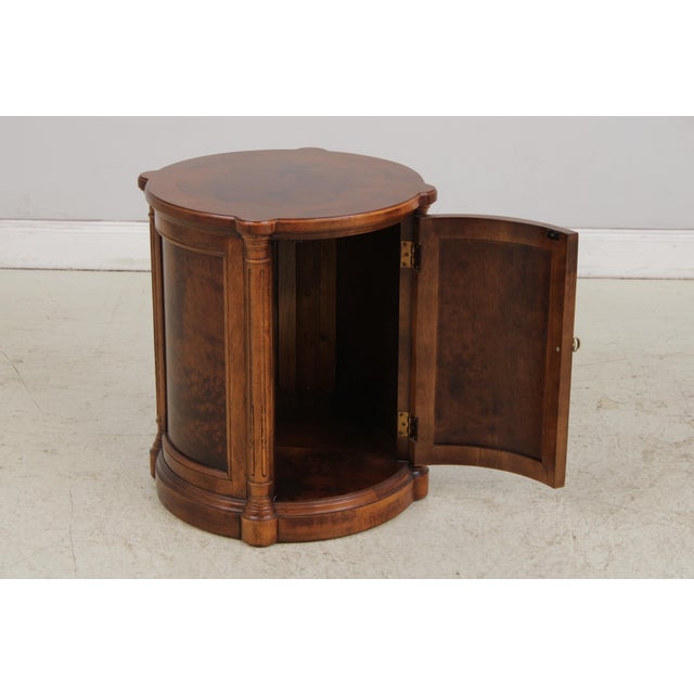 Wood Pair Henredon Round Walnut Living Room Lamp End Tables For Sale - Image 7 of 16