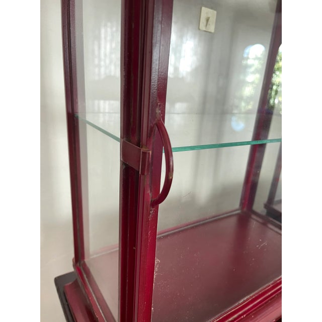 Metal 1970s Pair of Vintage Italian Tole Pagoda Display Case For Sale - Image 7 of 12