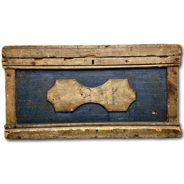 Outstanding Mid 1800s Smaller Size Antique New England Seaboard Pine Carpenters Tool Chest With Great Original Paint - 12 X 13 X 22 Inches For Sale - Image 14 of 18
