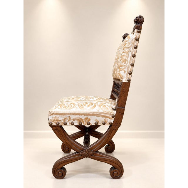 19th Century Antique Renaissance High Chairs in Carved Walnut, 1800s, Set of 4 For Sale - Image 5 of 8