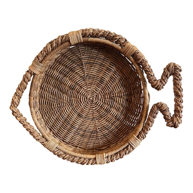 Vintage Woven Wicker Rattan Fish-Shaped Decorative Basket Tray For Sale