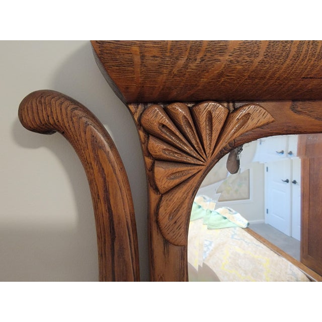 Antique Quarter-Sawn Tiger Oak Dresser With Original Beveled Mirror, C. 1900–1915 For Sale - Image 13 of 18