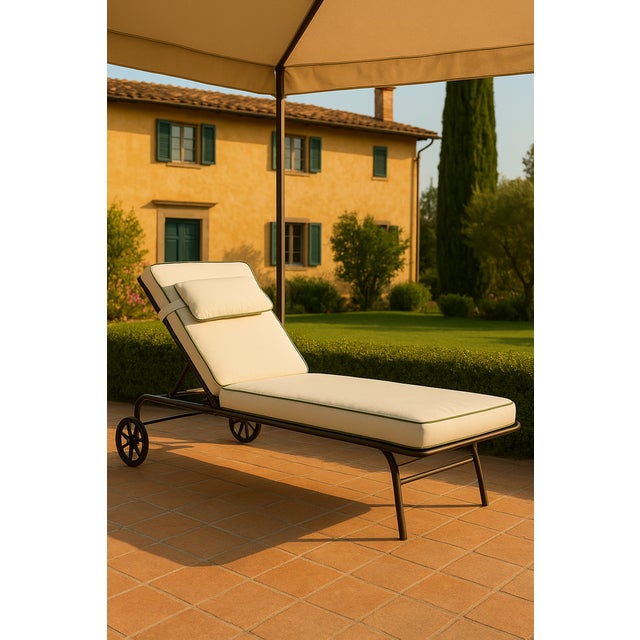 Italian Antares Outdoor Chaise Lounge in Hand-Bent Metal For Sale - Image 4 of 6