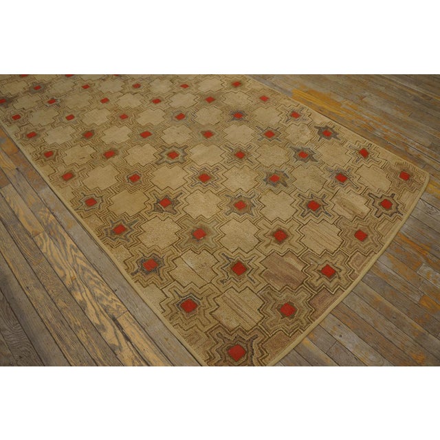 1900s Brown Geometric Folk Art Antique American Hooked Rug 4' X 10' 10" Handknotted Wool Carpet For Sale In New York - Image 6 of 9