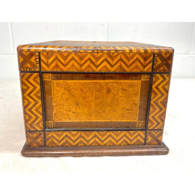 Antique 19th Century Handmade Inlaid Marquetry Parquetry Wood Jewelry Sewing Box For Sale - Image 9 of 17