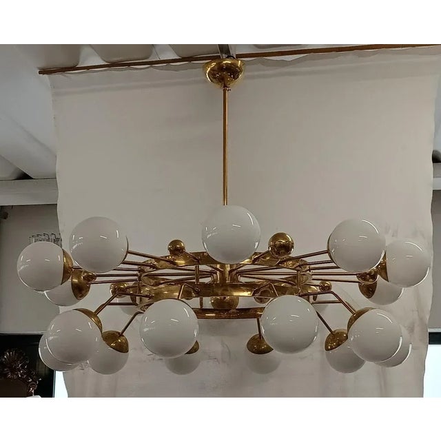 Mid-Century Modern Murano Art Glass and Brass Midcentury Chandelier For Sale - Image 3 of 11