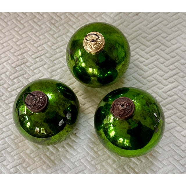 Hollywood Regency Green Kugel Ornaments - 1900's - Set of 4 For Sale - Image 3 of 13