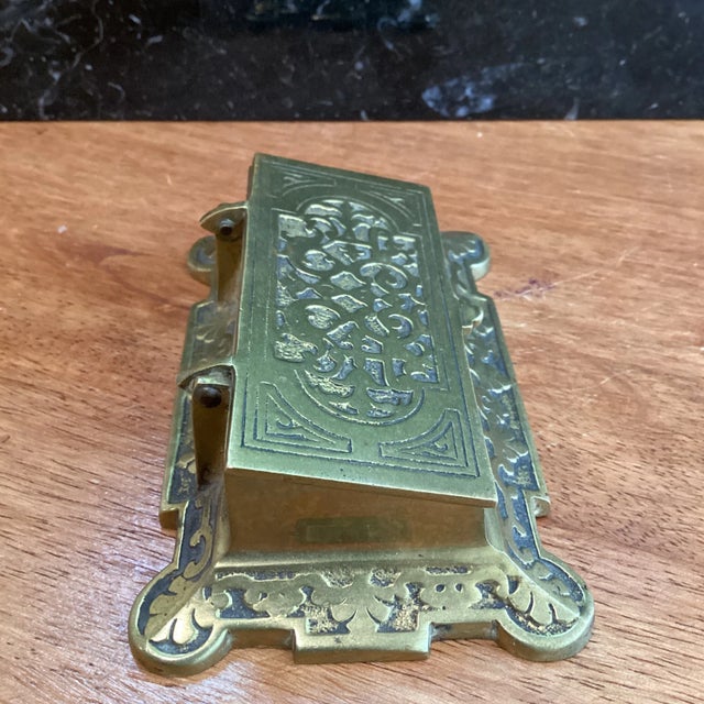 Stamp Box Vintage Asian Style Chinese Cast Brass , used for decor your office .