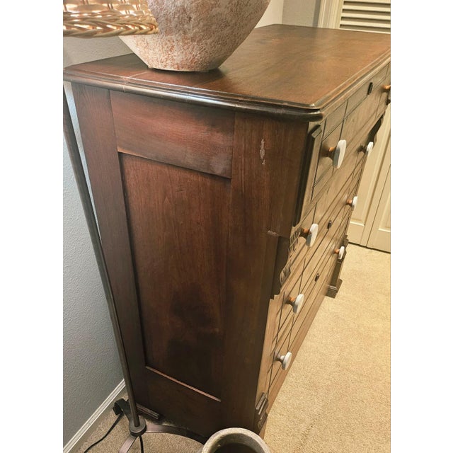 Late Victorian Eastlake Walnut Dresser/Chest of Drawers/Hutch (C1880–1890) For Sale - Image 10 of 16