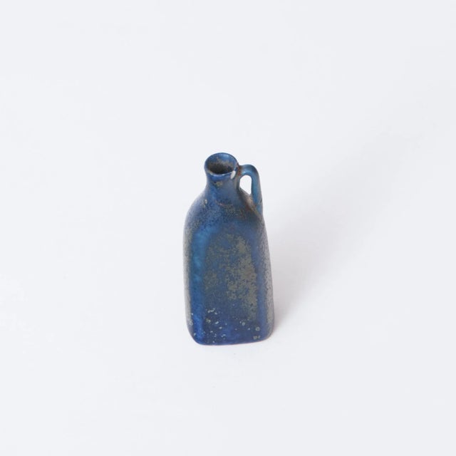 1950s Miniature Blue Bottle Shaped Vase by Carl-Harry Stålhane, 1950s For Sale - Image 5 of 7
