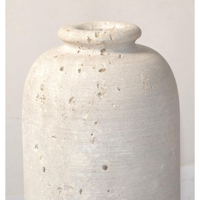 1970s Fratelli Manelli Style Venetia Travertine Stone Bottle Vessel Vase Raymor Italy For Sale In Miami - Image 6 of 12