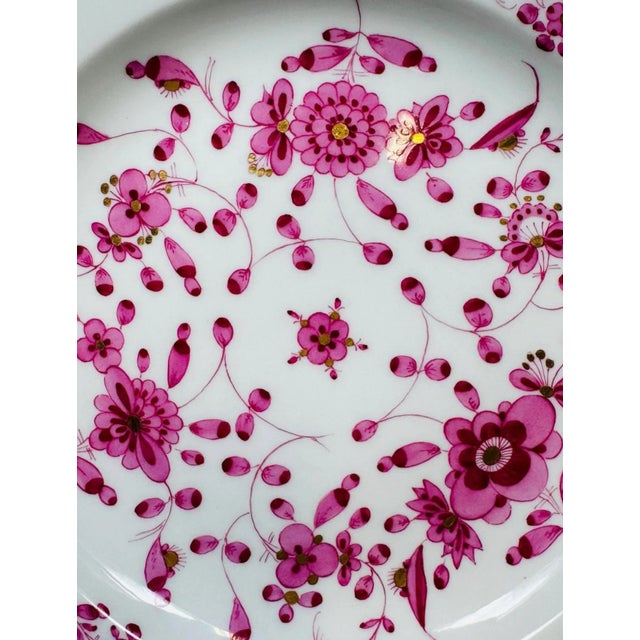 Mid 20th Century Set of 6 Meissen Indian Pink Porcelain Dessert Plates, 8-Inch, Hand-Gilded For Sale In Charlotte - Image 6 of 9