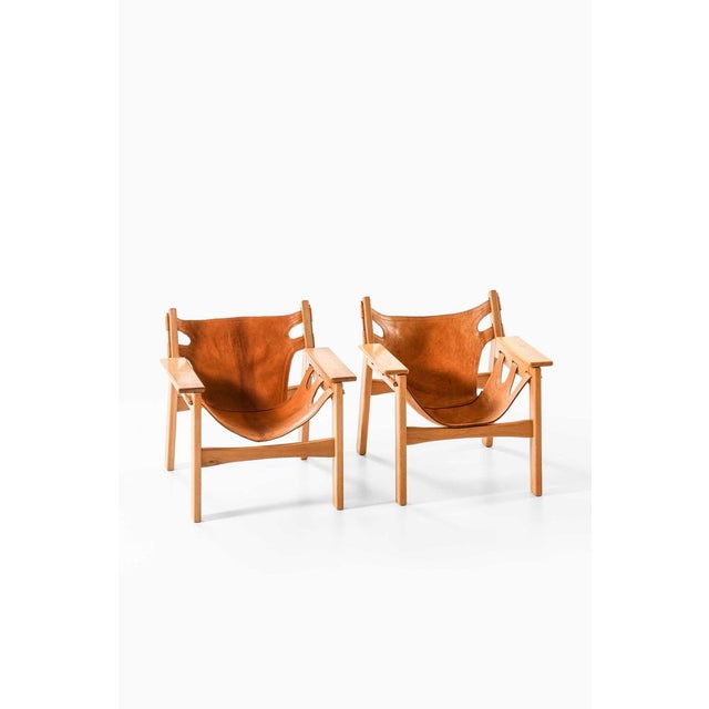 Oak and Leather Easy Chairs by Sergio Rodrigues for Oca, 1970s, Set of 2 For Sale - Image 9 of 12