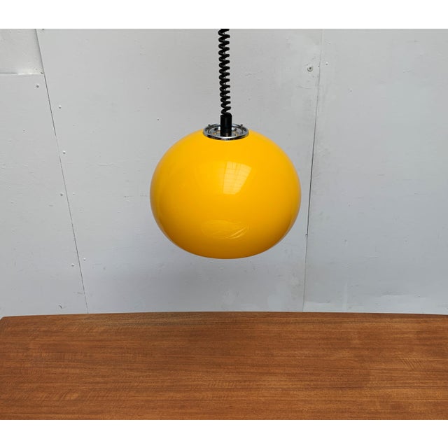 Mid-Century Space Age Italian Jolly Pendant Lamp by Luigi Massoni for Guzzini, 1960s For Sale - Image 6 of 18