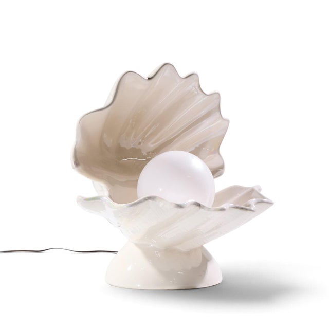 Mid 20th Century Mid Century Modern Oyster Shell Shaped Porcelain Lamps - Pair For Sale - Image 4 of 9