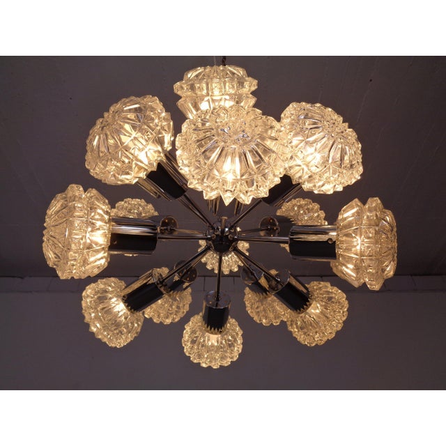 Large Space Age Sputnik Hanging Lamp with 18 Glasses by Richard Essig, Gerrmany, 1960s For Sale - Image 9 of 18