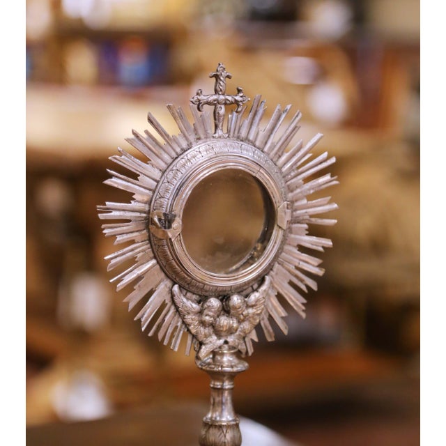 19th Century French Silvered Bronze Catholic Ostensoir Monstrance With Sunburst For Sale - Image 4 of 9
