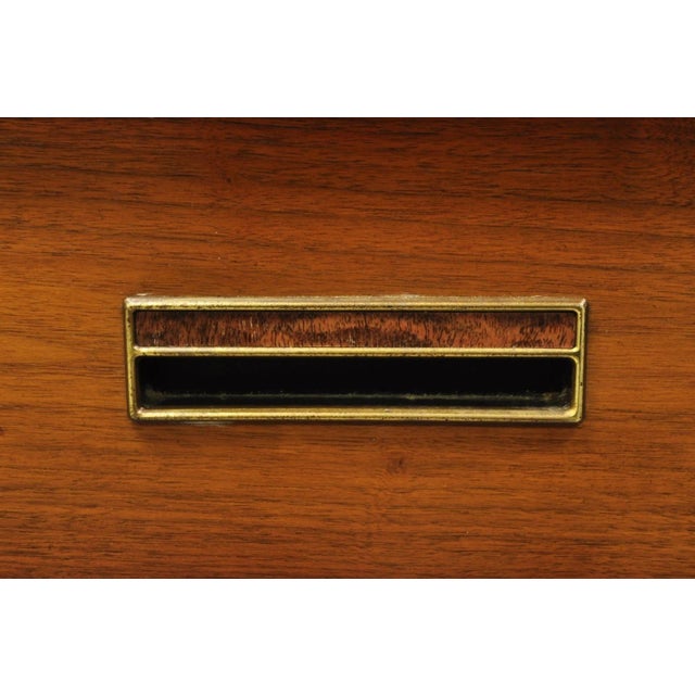 Mid 20th Century Vintage Drexel Mid Century Modern Walnut 5 Drawer Tall Chest Dresser Highboy For Sale - Image 5 of 18