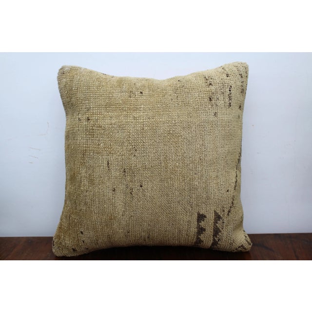This Turkish pillow cover is made from the highest quality Turkish Vintage Rug in 100% wool on the front. The back is...