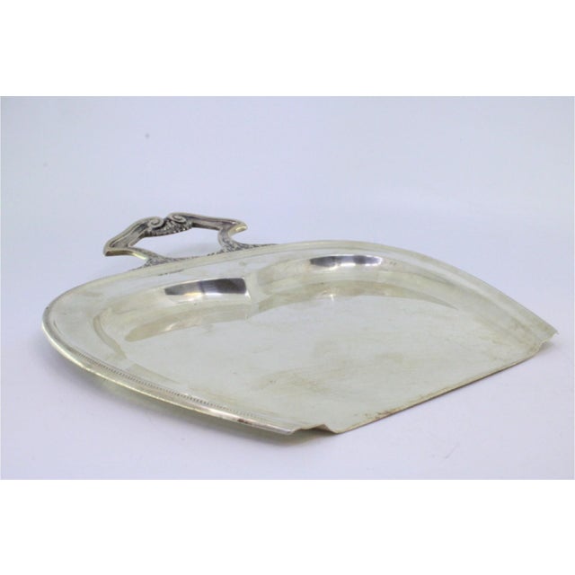 Silver Crumb Scoop with Pearly Edges and Reliefs on the Handle For Sale - Image 5 of 7