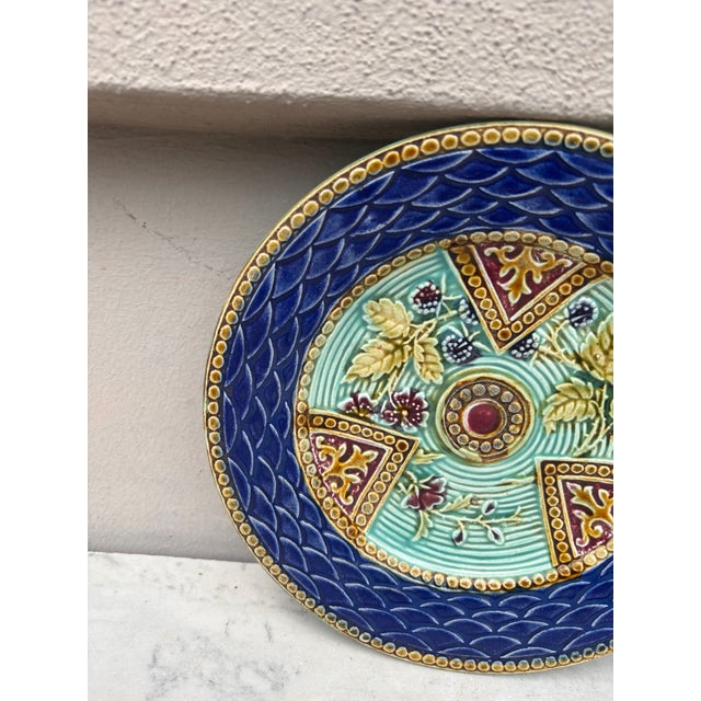 French Country French Majolica Plate Onnaing, Circa 1890 For Sale - Image 3 of 4