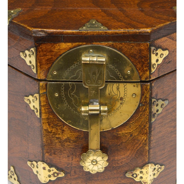 Mid 19th Century Mid 19th Century Chinese Octagonal Box For Sale - Image 5 of 12