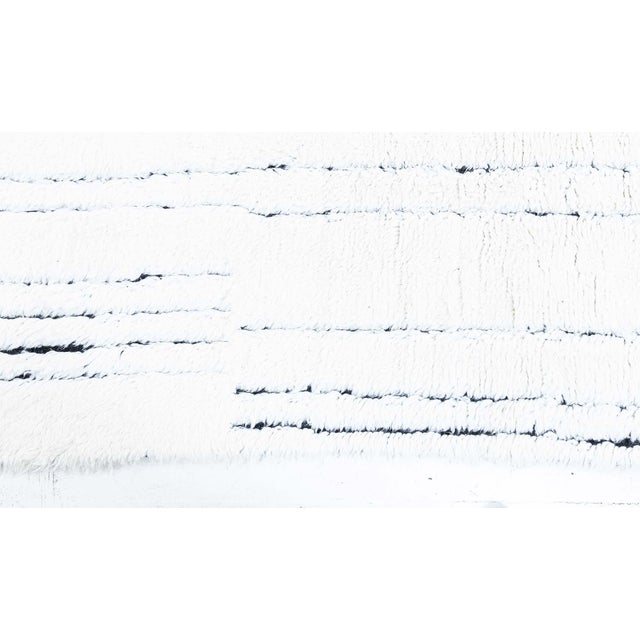 Modern Moroccan High-Low Wool Rug in Black and White by Doris Leslie Blau For Sale In New York - Image 6 of 10