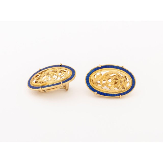 Cobalt Blue Enamel & Yellow Gold Filigree Earrings For Sale In New York - Image 6 of 9