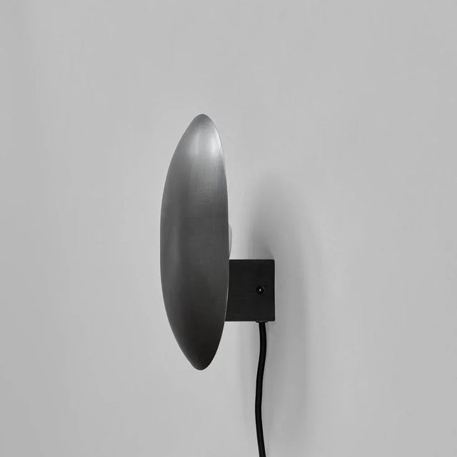 Bronze clam wall lamp by 101 copenhagen designed by kristian sofus hansen & tommy hyldahl dimensions: l 14 x w 22 x h 26...