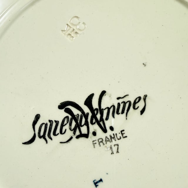 Ceramic Sarreguemines Benjamin Rabier Childs Plate, Propos De Basse-Cour For Sale - Image 7 of 8