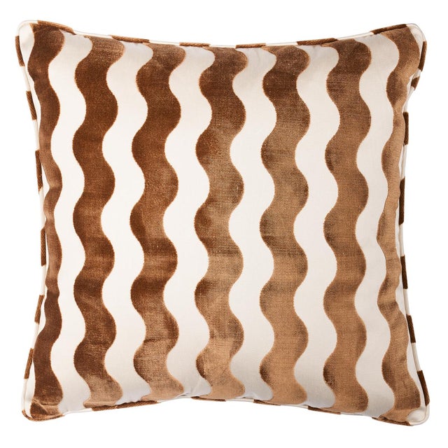 Modern Schumacher X Miles Redd The Wave 24" Pillow in Camel For Sale - Image 3 of 3