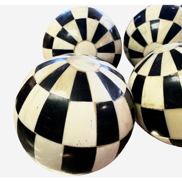 19th Century Victorian Horn and Bone Tessellated Carpet Balls - Set of 6 For Sale - Image 4 of 11