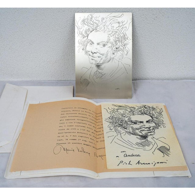 Engraving on 925 silver depicting a man's face. General Condition: Restored by our master craftsmen with traditional...