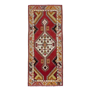 Galerie Shabab Collection Mid-20th Century Turkish Oushak Throw Rug For Sale