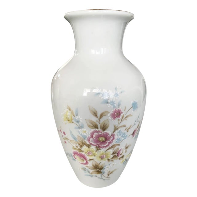 Mid-Century Chinese Porcelain Vase For Sale