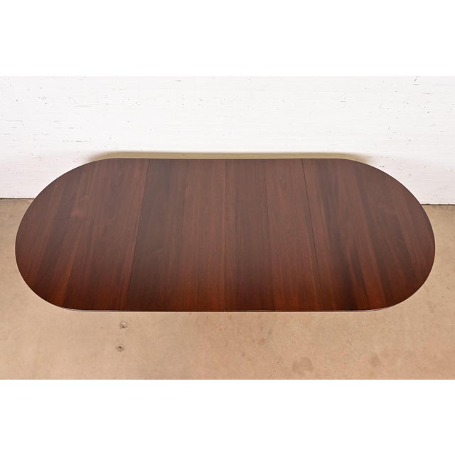 1970s Henkel Harris Georgian Solid Mahogany Double Pedestal Extension Dining Table, Newly Refinished For Sale - Image 5 of 15