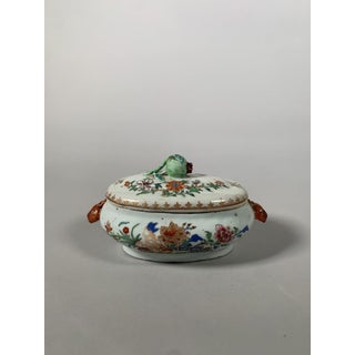 Chinese porcelain terrine, East India Company, 18th century, Famille Rose For Sale