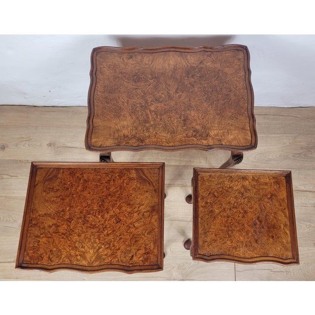 Wood Victorian Nesting Tables in Walnut, 1890, Set of 3 For Sale - Image 7 of 18