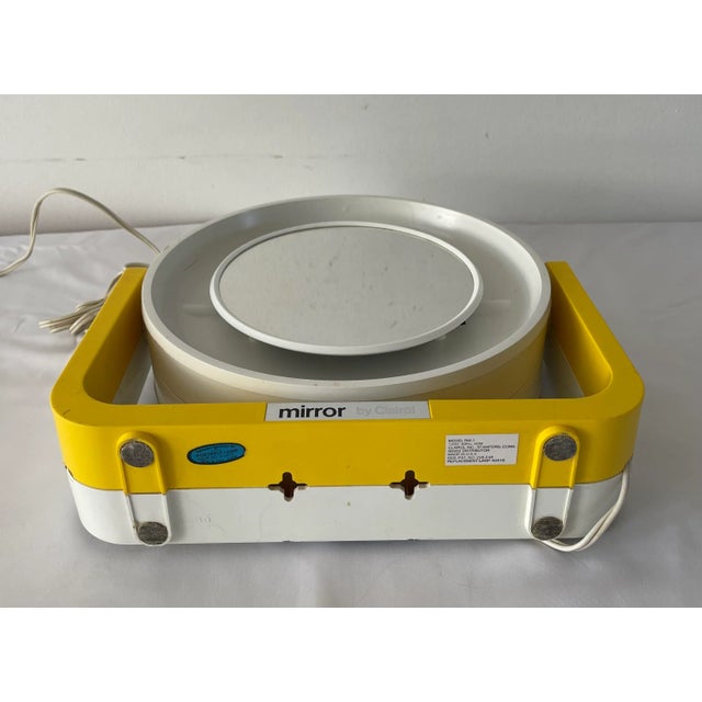 White 1970 Light Up Make Up Mirror in White and Yellow For Sale - Image 8 of 10